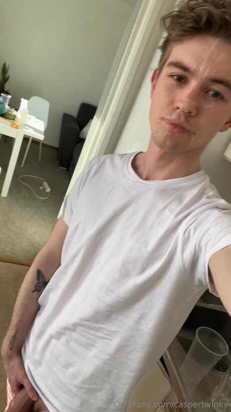 オイルを塗った巨乳オンリーファンズ 限定 写真