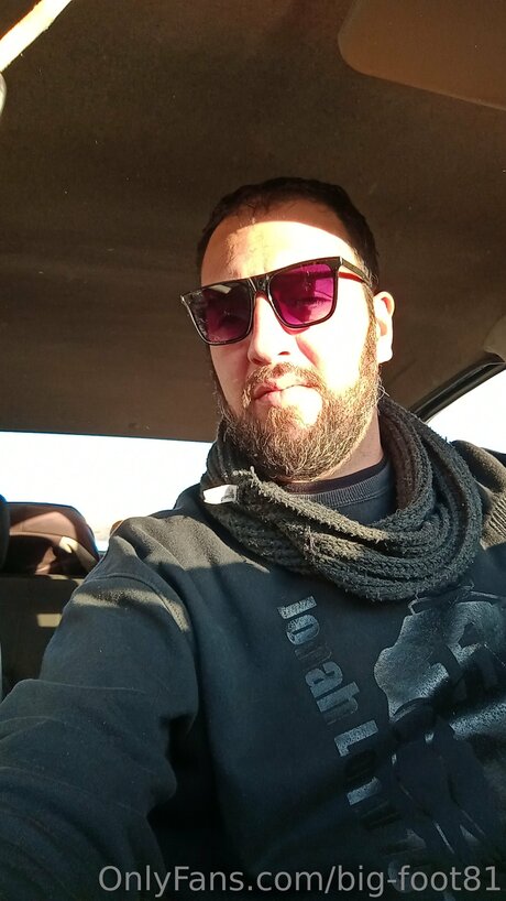 Big Foot81 ポルノスター 素敵 画像