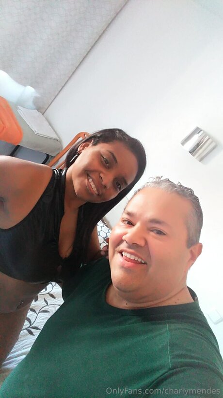 Charlymendes エロティックなポルノスター アーカイブ