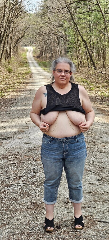 オンリーファンズの動画 えろ 画像