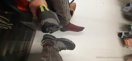 曲線美の女の子オンリーファンズ ポルノ ギャラリー