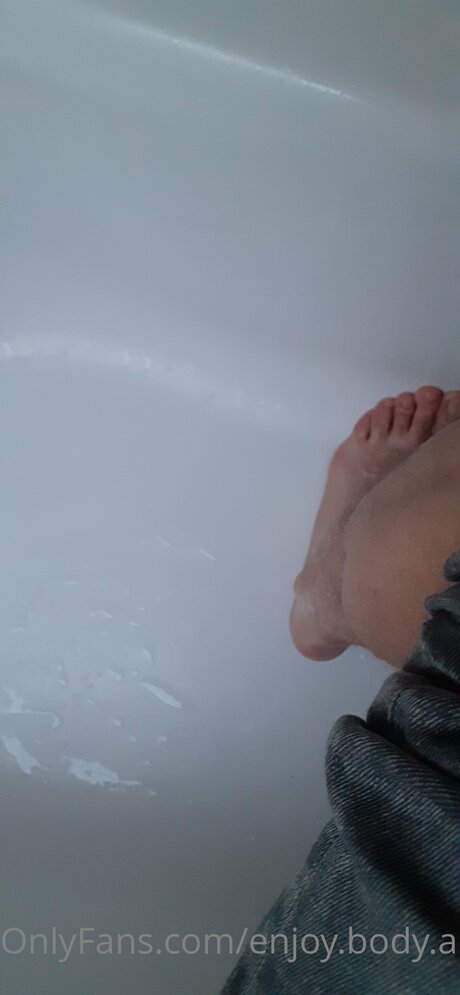 Enjoy Body And Foot 完璧なモデル ギャラリー