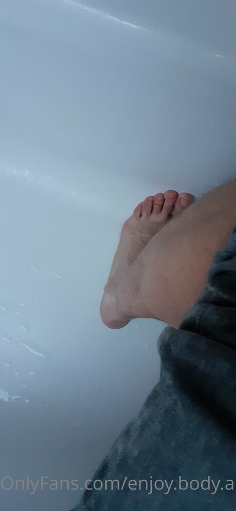 Enjoy Body And Foot ホットスター 写真