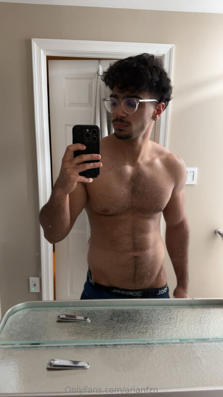 Arianfzn 無料のスター 画像