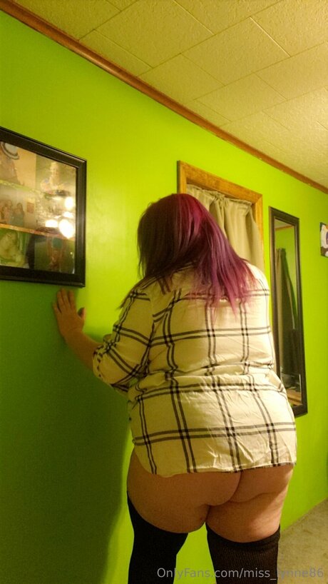 Miss Lynne86 ヌードモデル 写真