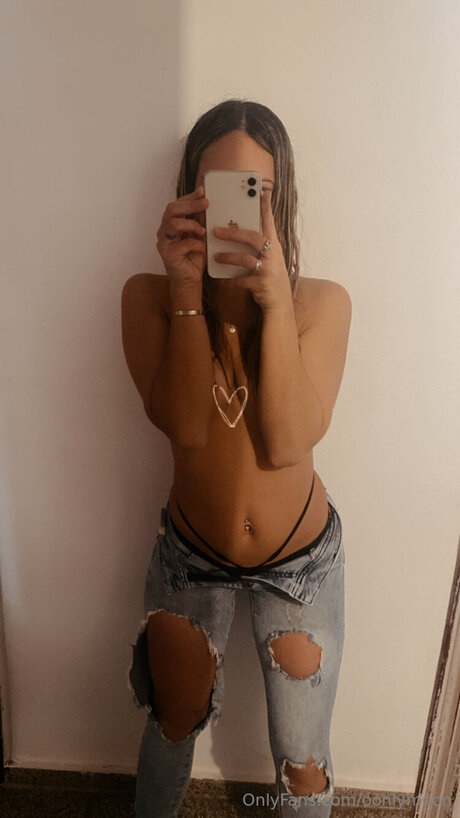 Oonlymoon ポルノスター セクシー 写真