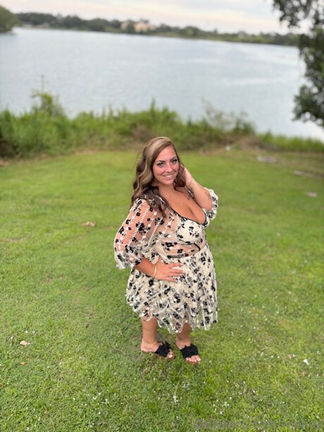 アマチュアブロンドオンリーファンズ 美しいヌード ギャラリー