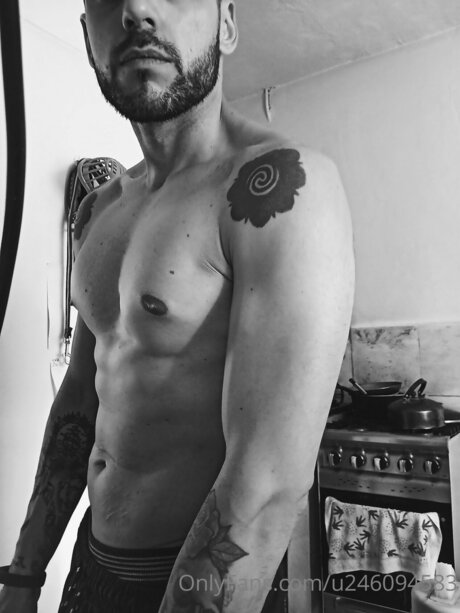 Youngwolf94 独占女優 写真