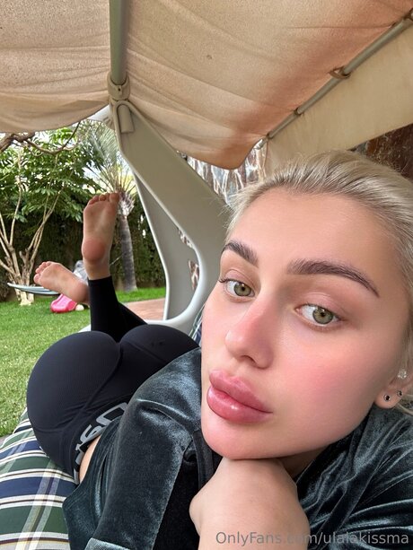 Ulalakissma スター 裸 画像