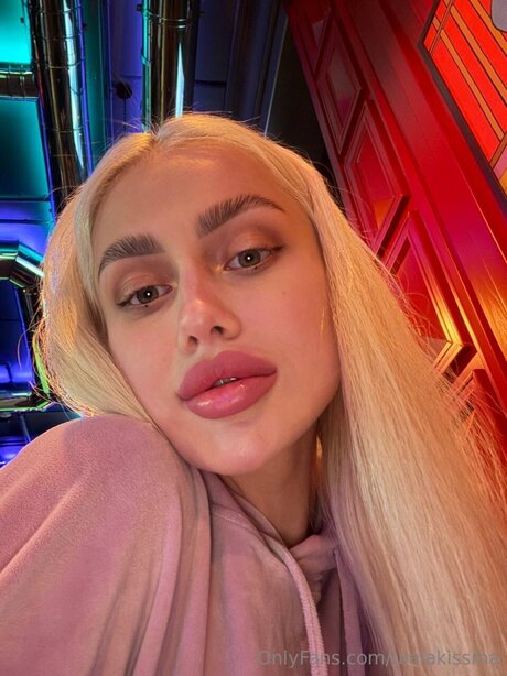 Ulalakissma xxxスター 写真