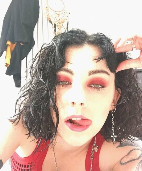 異人種間XXX オンリーファンズ 可愛い 写真