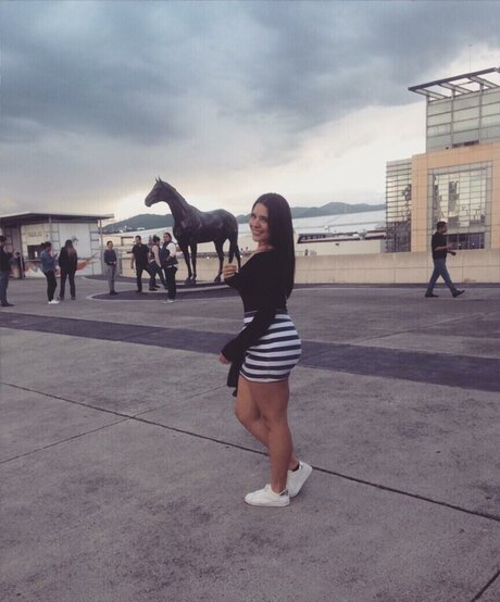 中出しプリンセスオンリーファンズ エロ アーカイブ