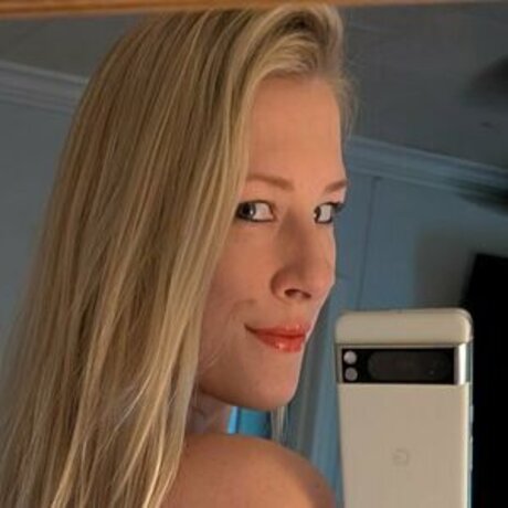 Country Hotwife ホットなモデル 画像