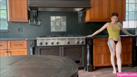 黒檀ペッギングオンリーファンズ えろ ギャラリー