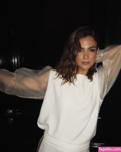 Agustina Cherri ヌードモデル 画像