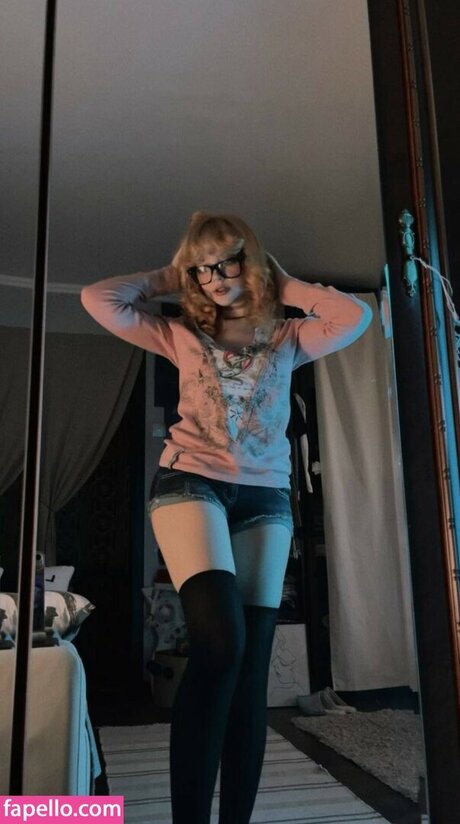 スキニーモデルオンリーファンズ セクシーxxx 写真