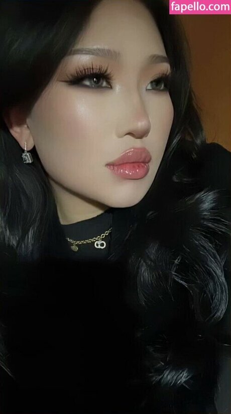 肉厚熟女オンリーファンズ 美しい 画像