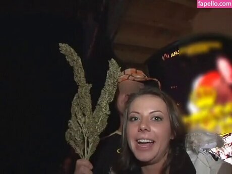 熟女 2P オンリーファンズ エロチック 画像