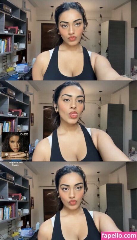 kritiii444 ポルノスター エロティック 写真