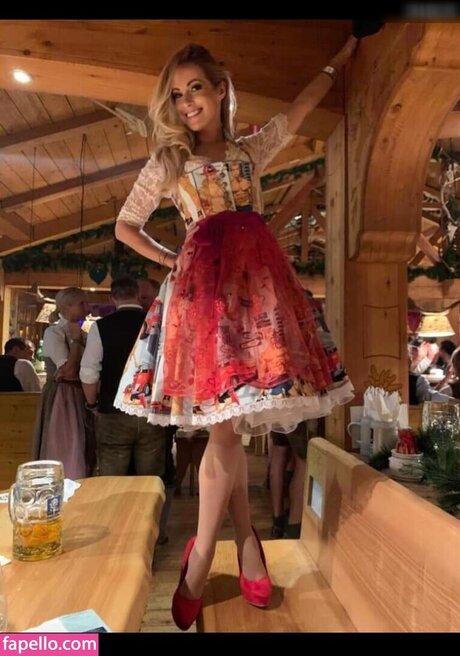 Andrea Kaiser ホットスター ギャラリー