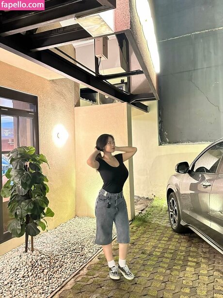 Indonesian Girls_ HDモデル 写真