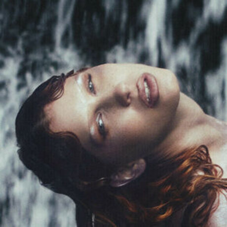 Eartheater セックスポルノスター 写真