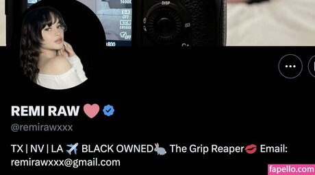 濃厚なヌードオンリーファンズ 無料アダルト 写真