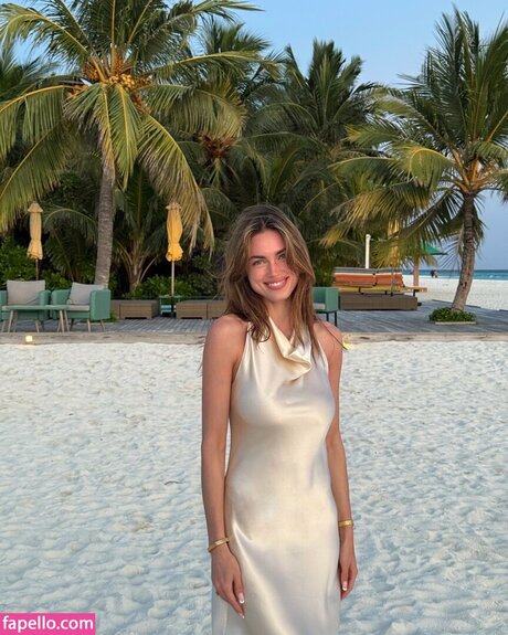 曲線美のxxx オンリーファンズ パーフェクト 写真