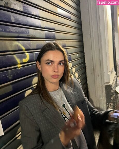 曲線美のxxx オンリーファンズ 無料ポルノ 画像