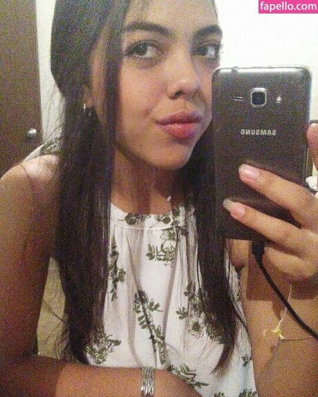 切断者オンリーファンズ 無料 写真