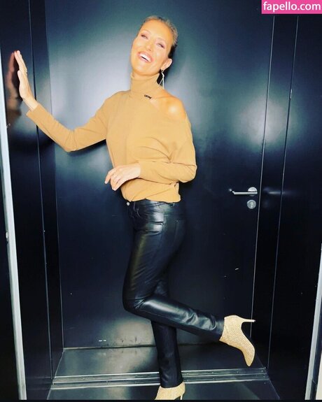 オタク専用ファン アート裸 写真