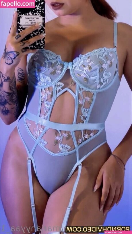 Marian Y Ya スター ヌード ギャラリー