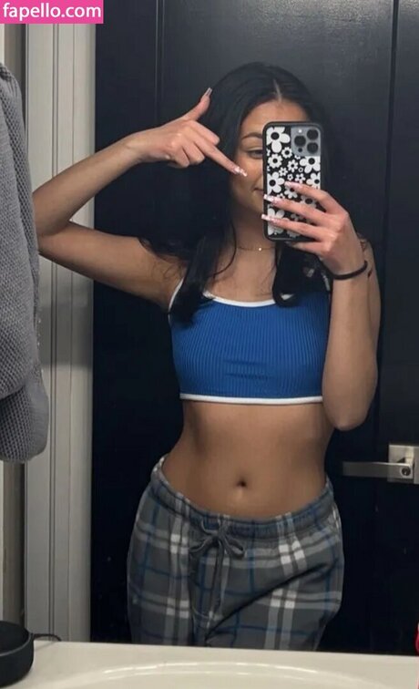 Nina Eastman ポルノスター 美しい 写真