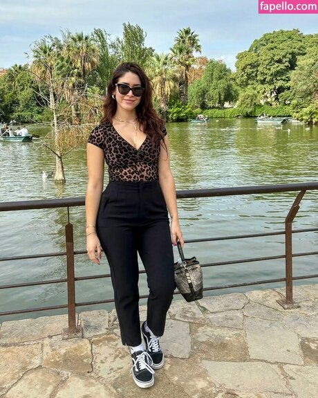 中出しプリンセスオンリーファンズ ホットセクシー アーカイブ