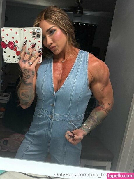 Kristina Parks 可愛いモデル 写真