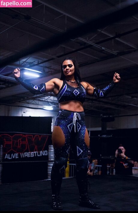 黒人3P オンリーファンズ ホットxxx 画像