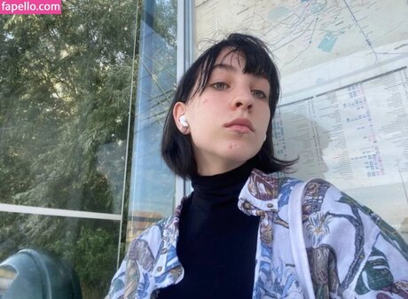 midnightcovn ポルノスター 美しい 写真