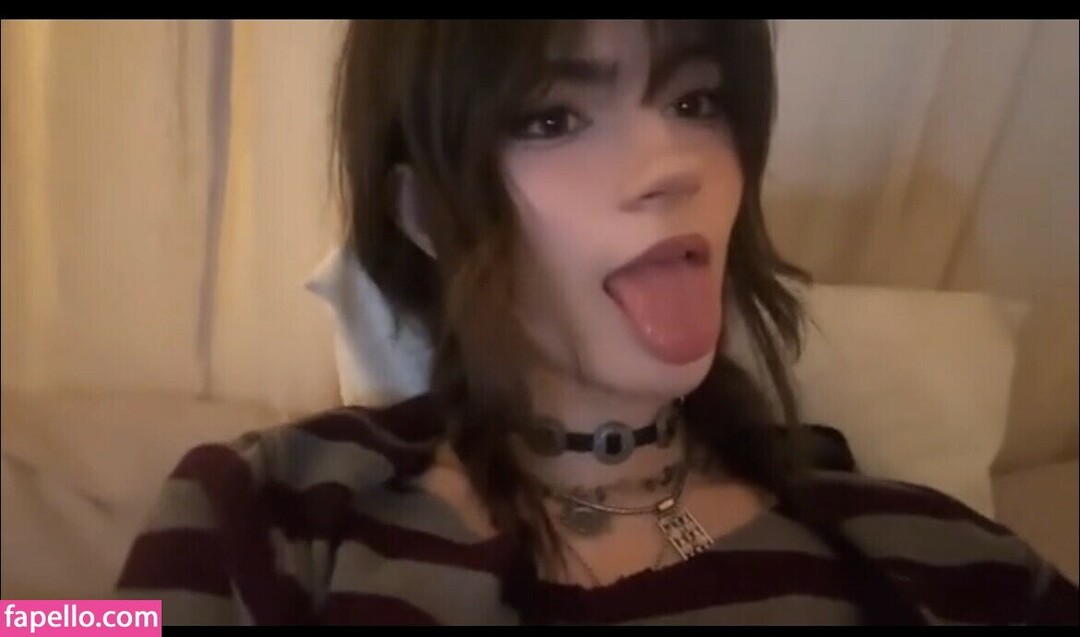 RawrReeXD 裸のポルノスター 写真