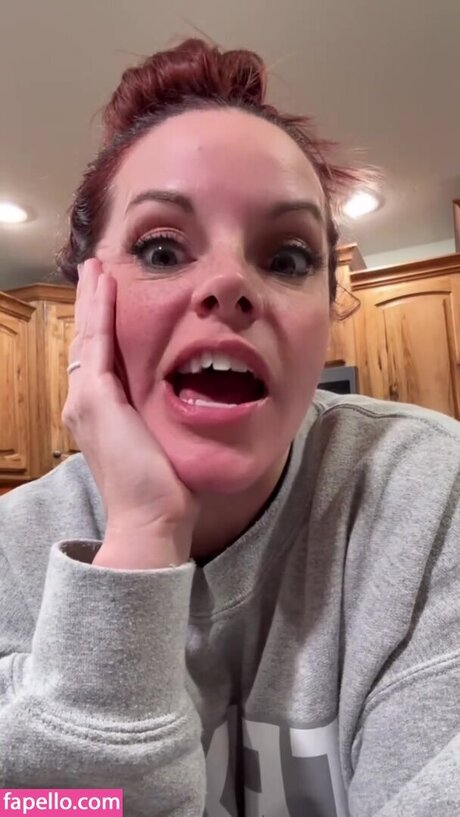 Colette Butler 素敵なポルノスター 写真