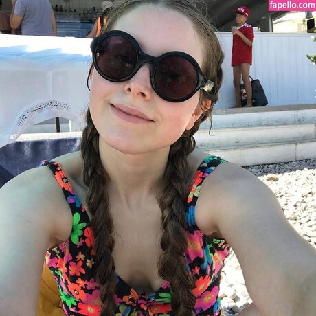 Jessie Cave ポルノスター ギャラリー