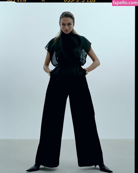 Camille Opp 高品質スター 写真