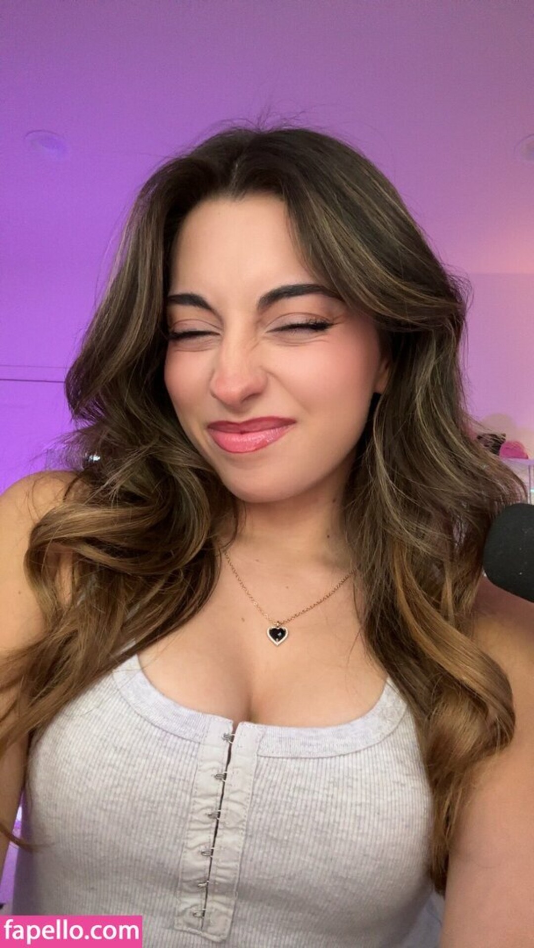 Lea Martinez 素敵なポルノスター ギャラリー