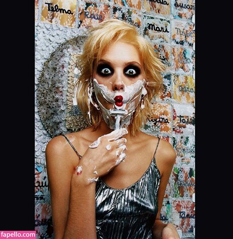 Gianne Albertoni トップ女優 ギャラリー