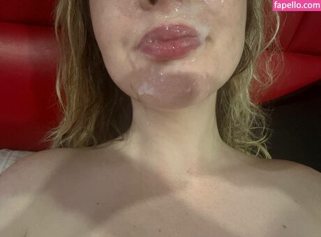 larusaxoxo 美しいモデル 写真