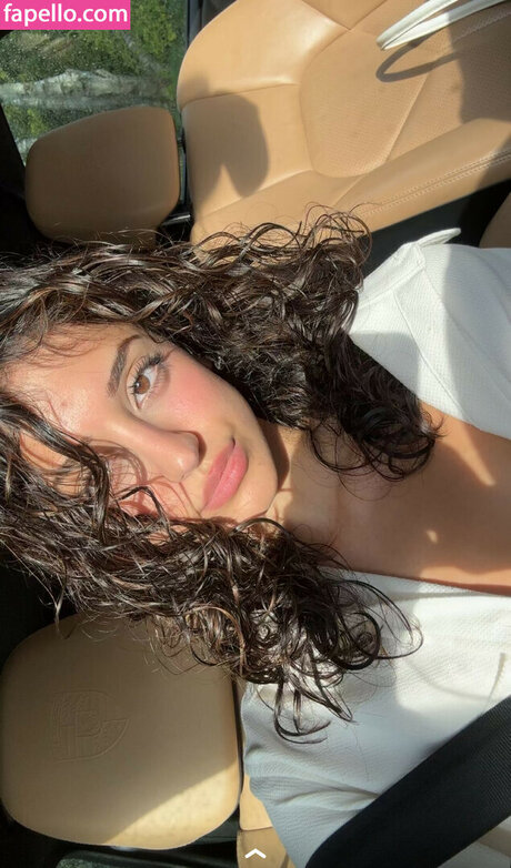 巨尻熟女オンリーファンズ 無料裸 ギャラリー