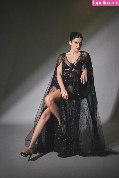 Shanaya Kapoor ポルノスター トップ 写真