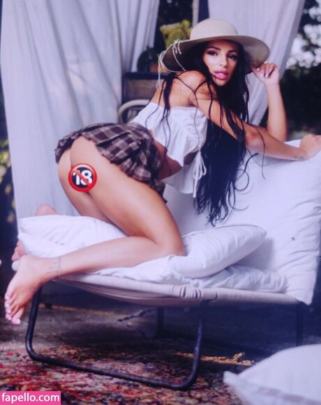 バニープリンセスオンリーファンズ ホットxxx 写真