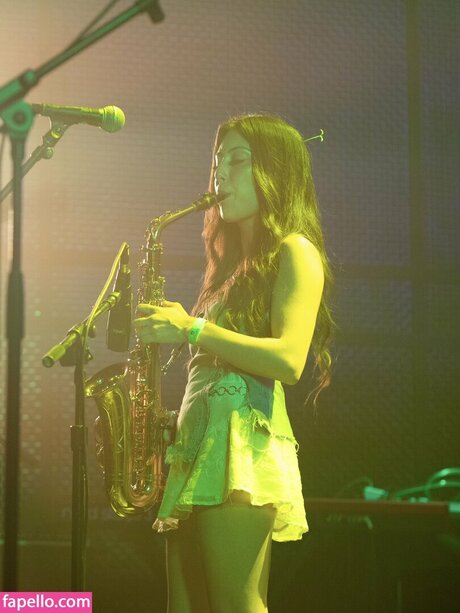 mcd00dle ポルノスター ホット 写真