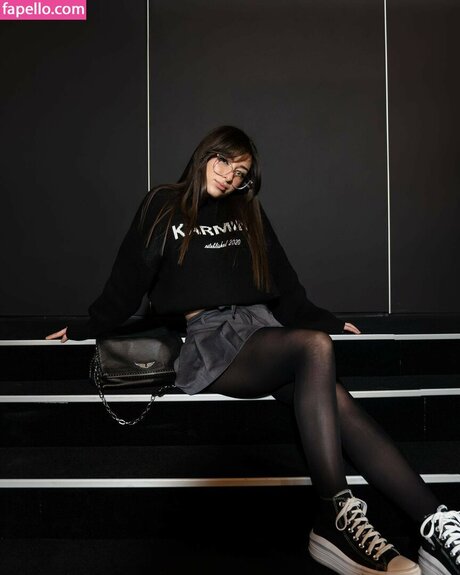 helydiaa ヌードモデル 写真