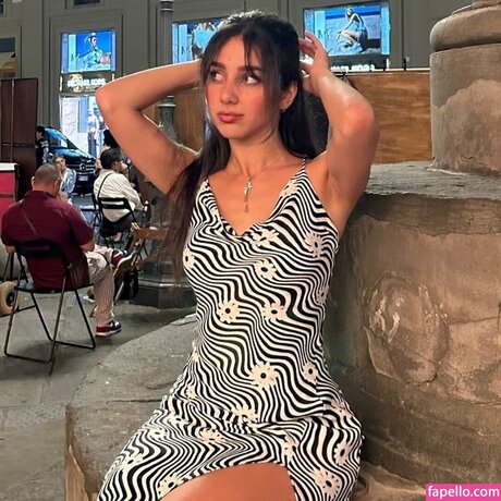 karimaa r スター xxx 画像